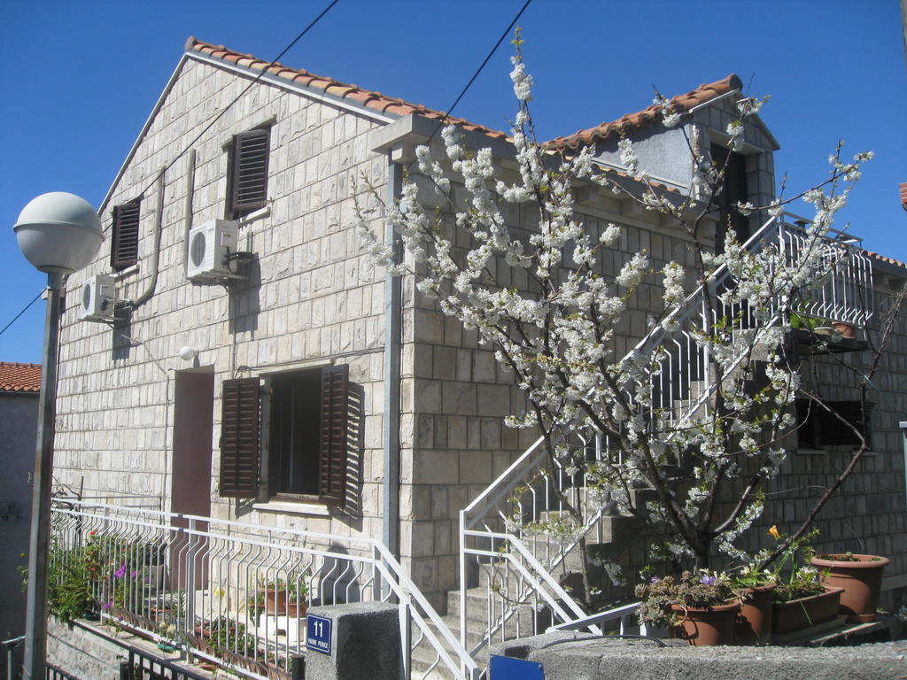 Nikolina Rooms Ragusa Esterno foto